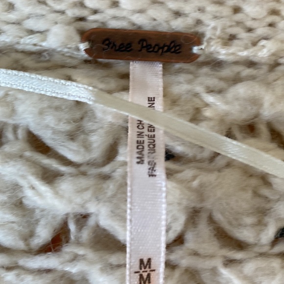 Free People Sweater NWOT - Picture 3 of 5